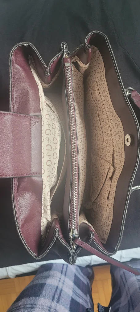 Guess Women's Brown Tote Bag image indicator(2)