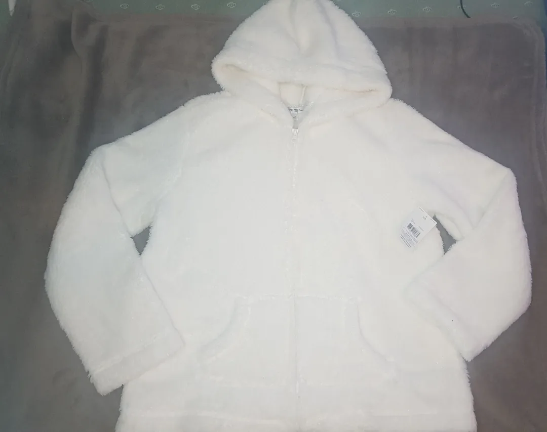 NEW White faux fur white hoodie image indicator(2)