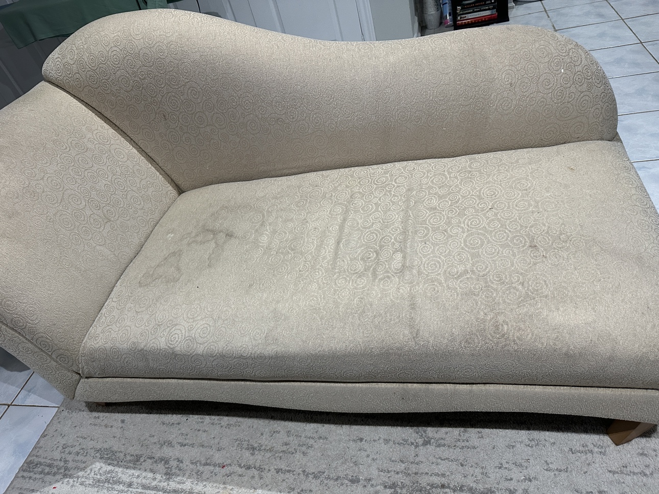 Beige Chaise Lounge - photo 2