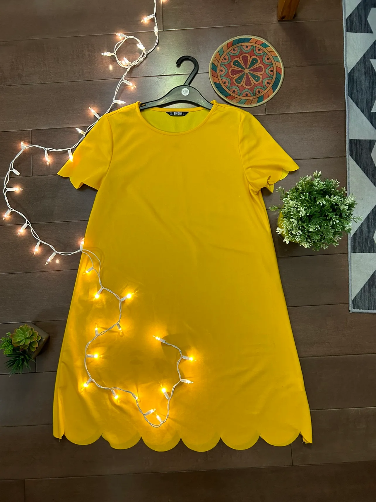 Yellow Dress thumbnail