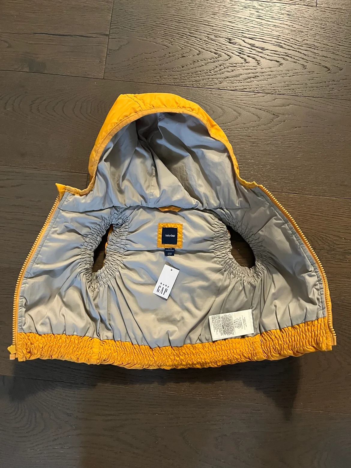 Baby gap yellow boys vest sz 12-18M NWT Ret $98 image indicator(3)