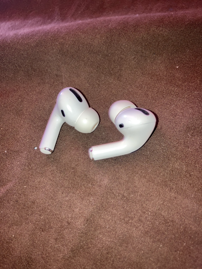 Apple AirPods Pro 2 - photo 2
