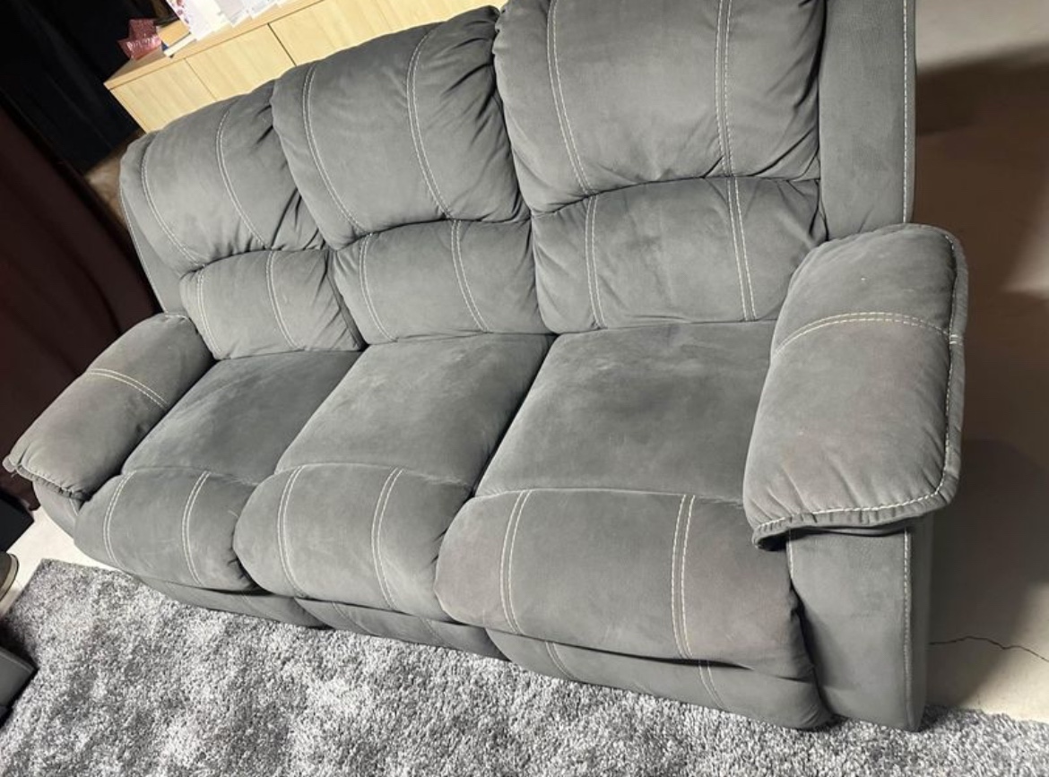 Grey Reclining Sofas