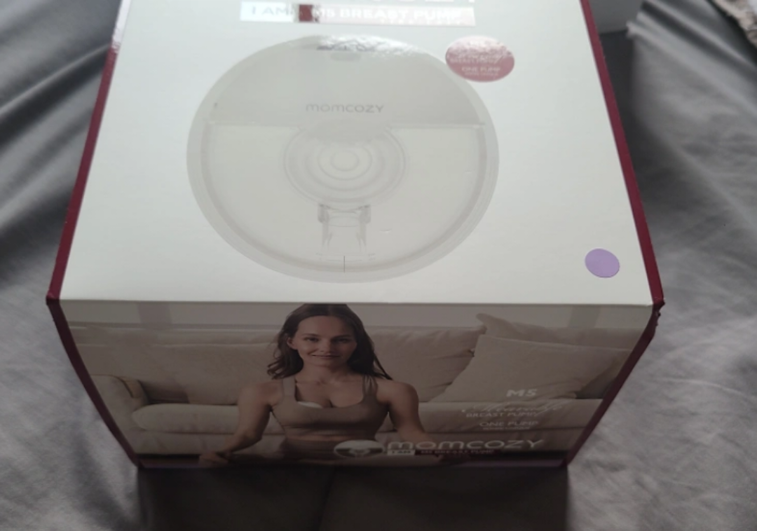 Momcozy M5 Breast Pump