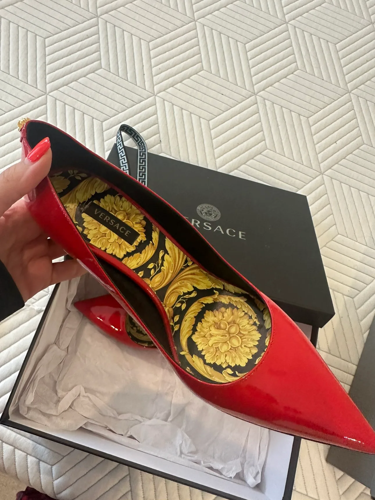 Versace Red pumps/heels image indicator(3)
