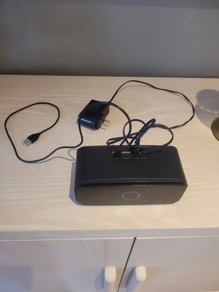 DOSS Bluetooth Speaker image indicator(2)