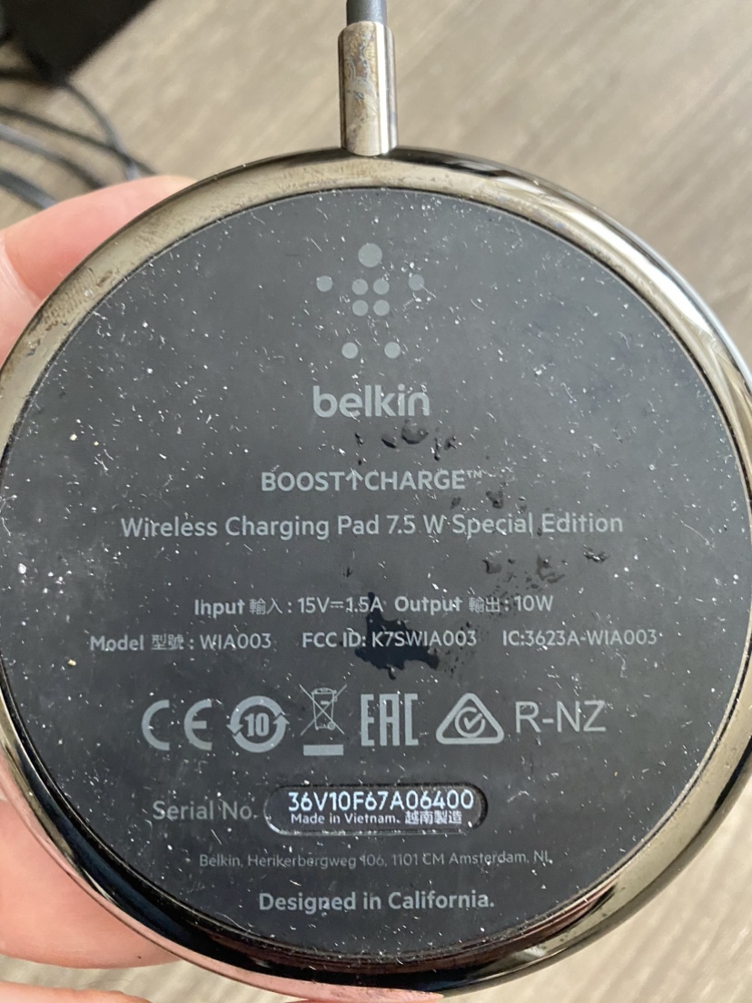 Belkin BOOSTCHARGE Wireless Charger Pad 7.5W Special Edition - photo 2