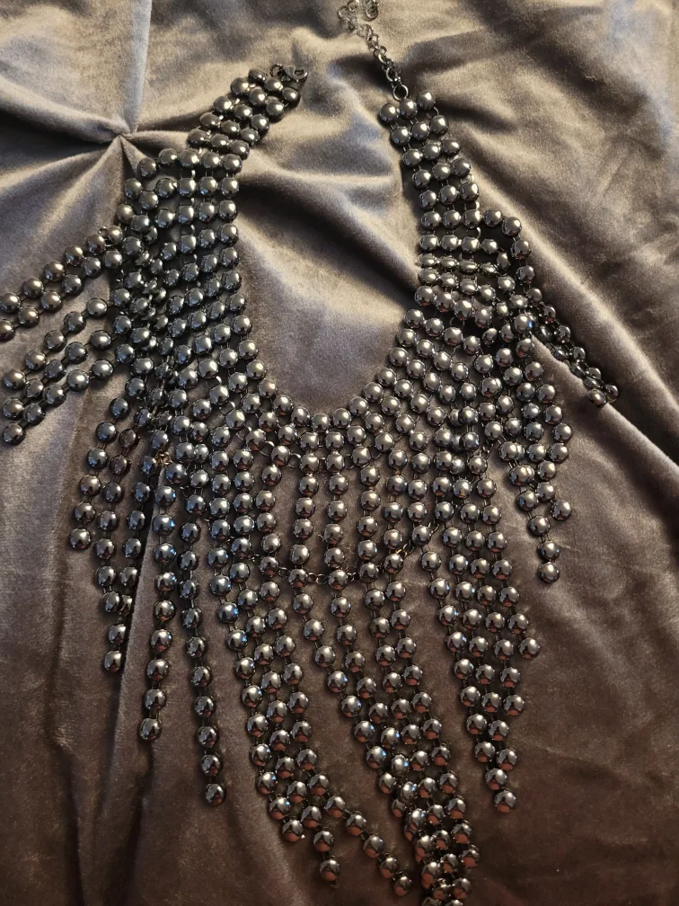 Statement pieces great for gifting image indicator(6)