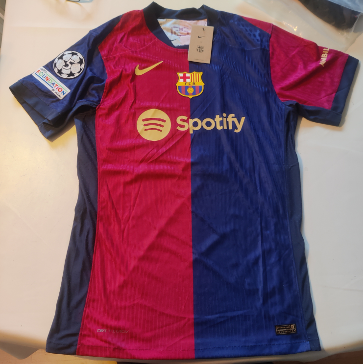 FC Barcelona Lamine Yamal Jersey new with tags size S,M,L and XL - photo 2