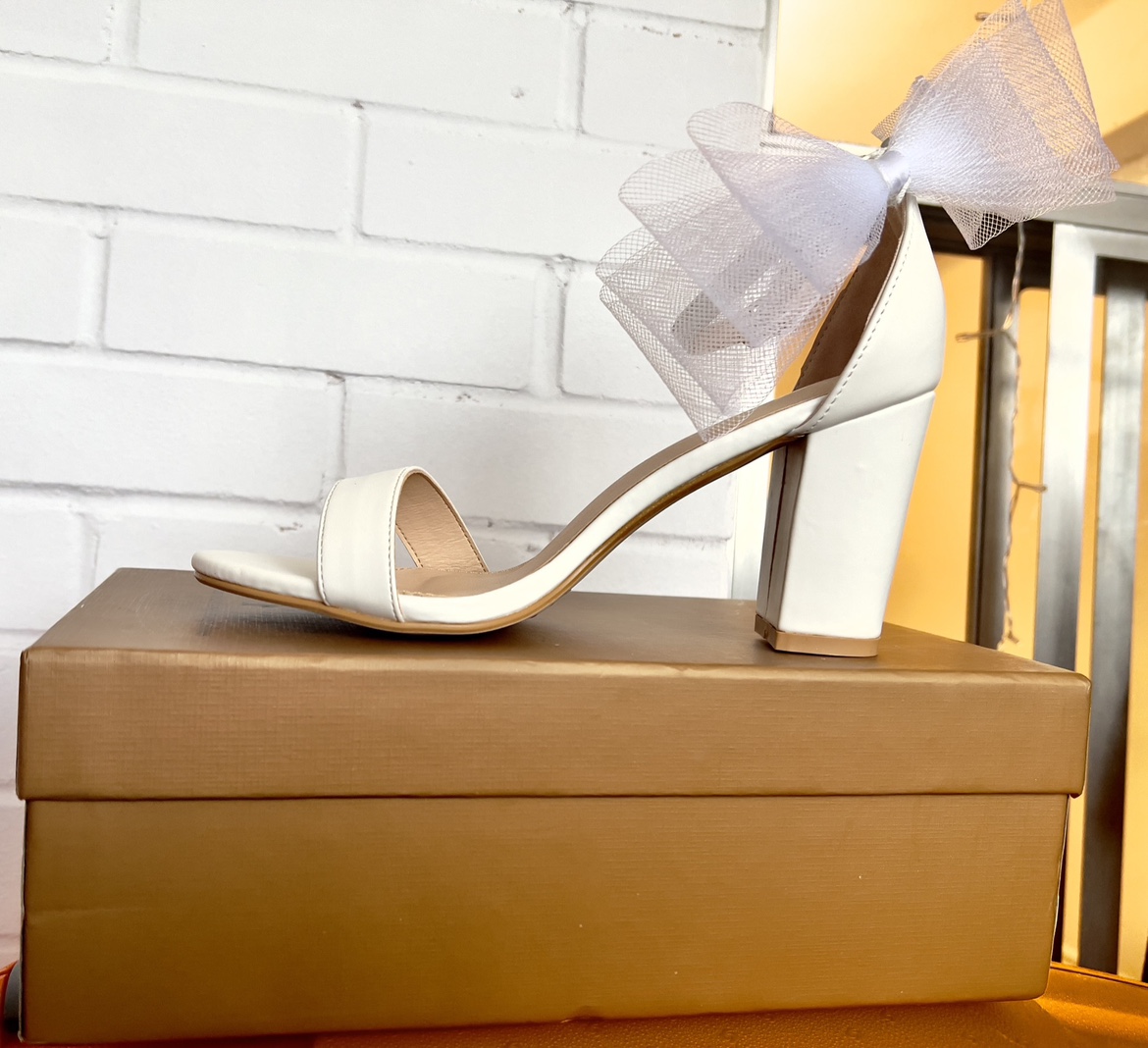 Brand New White Bridal Heels - photo 2