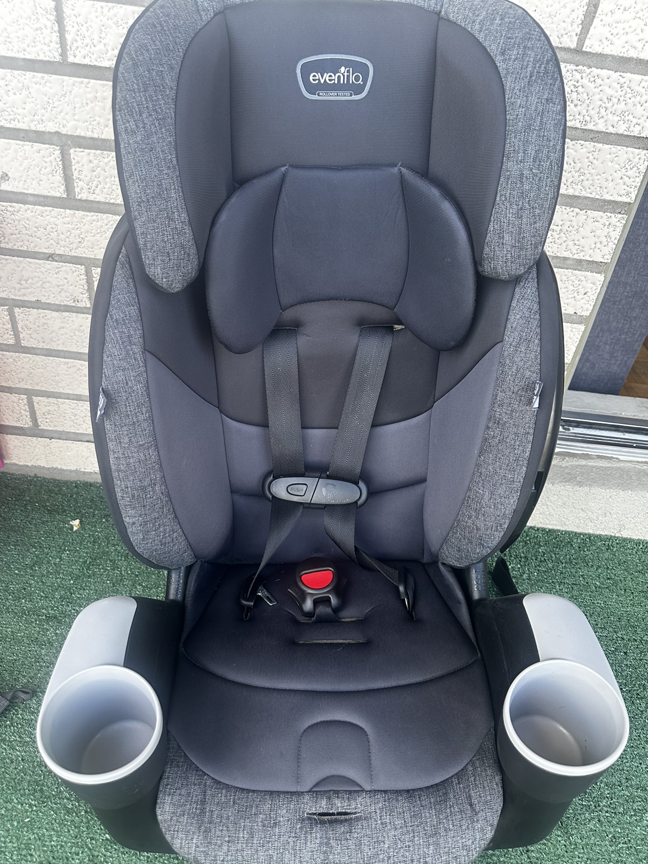 Evenflo Maestro Sport Harness Booster Car Seat - photo 3