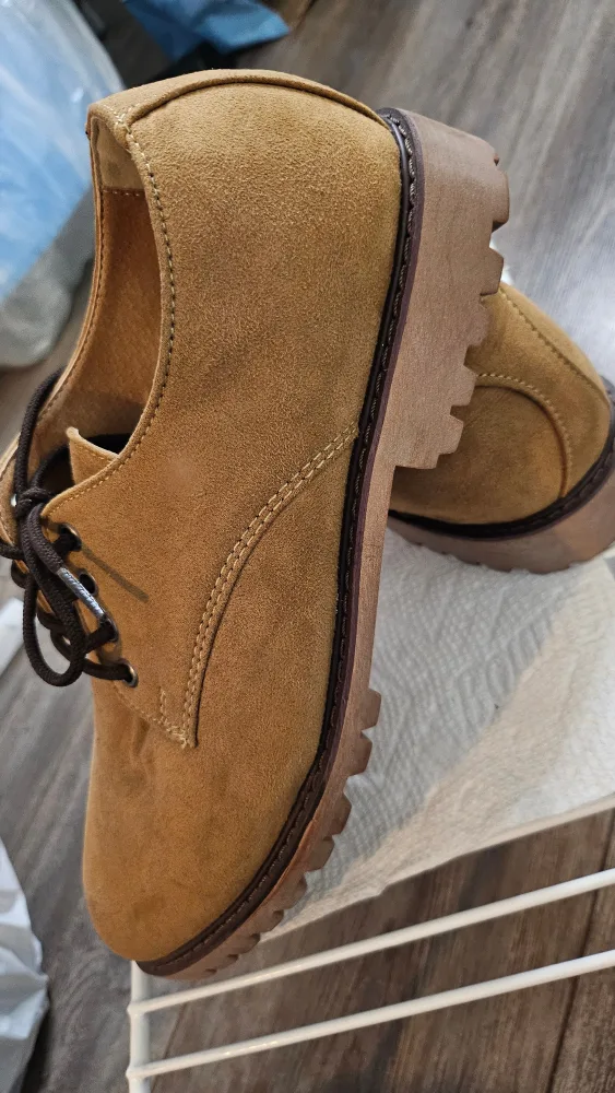 Suede Oxfords image indicator(2)