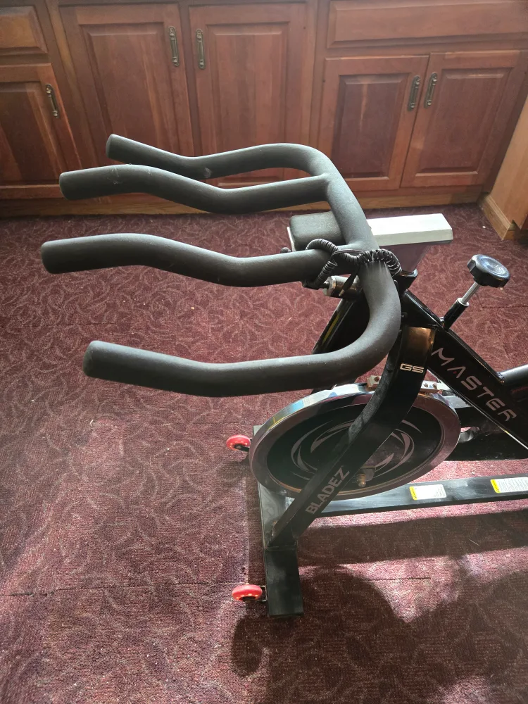 Bladez Fitness Master Indoor Cycling Bike image indicator(2)