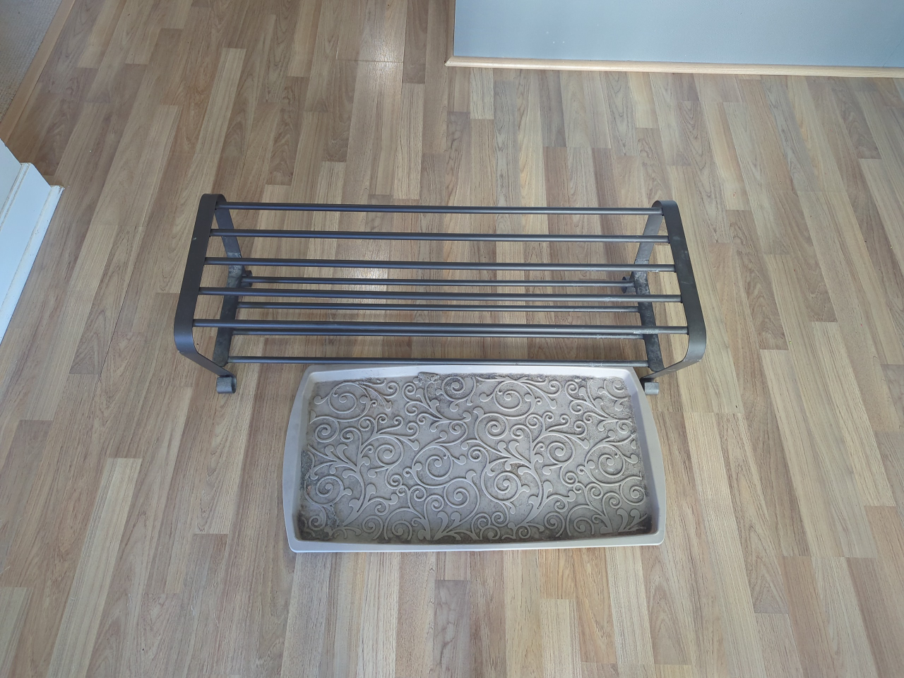 Shoe Rack and Mat need to asap
