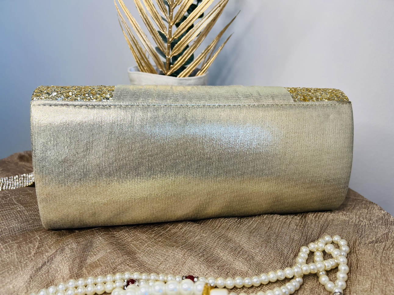 Gold Clutch - photo 5