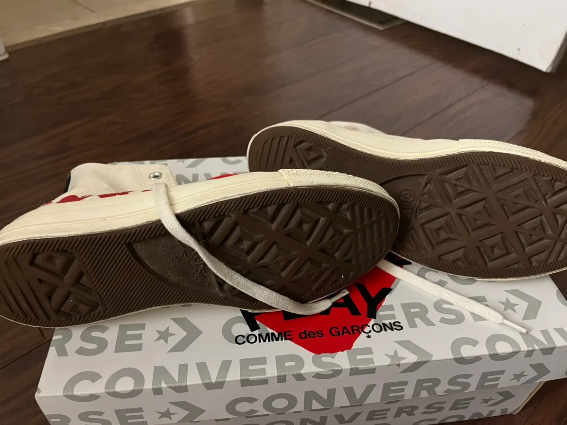 Converse x Comme des Garçons Play Chuck Taylor All Star image indicator(5)