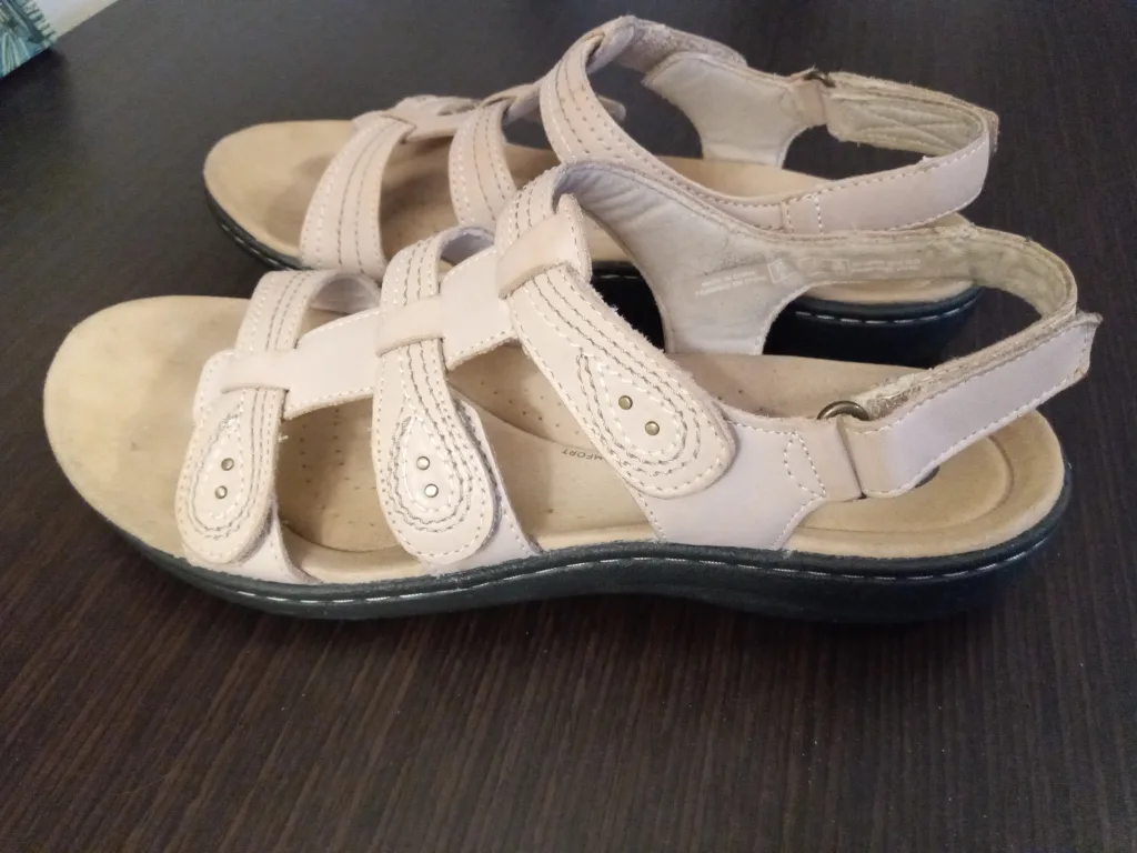 Clarks Women's Sandals #Freecycle