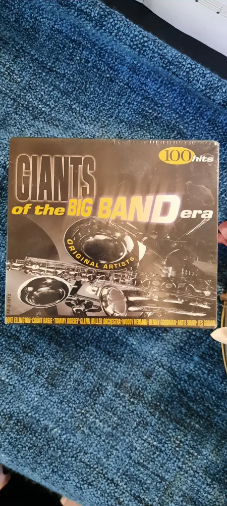 💚👀-WWOOW- 🎁Giants of the Big Band Era - 100 Hits - 8 Disc CD Set image indicator(10)