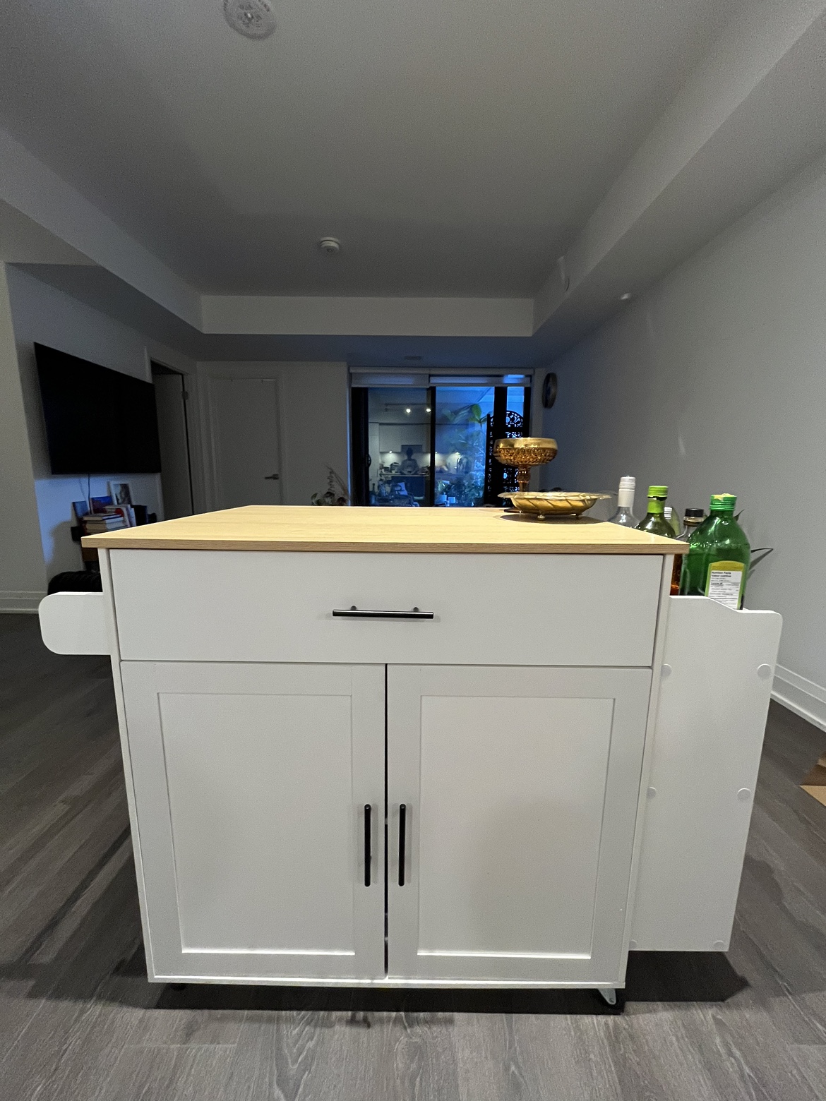 Kitchen Island with Expandable Countertop - photo 2