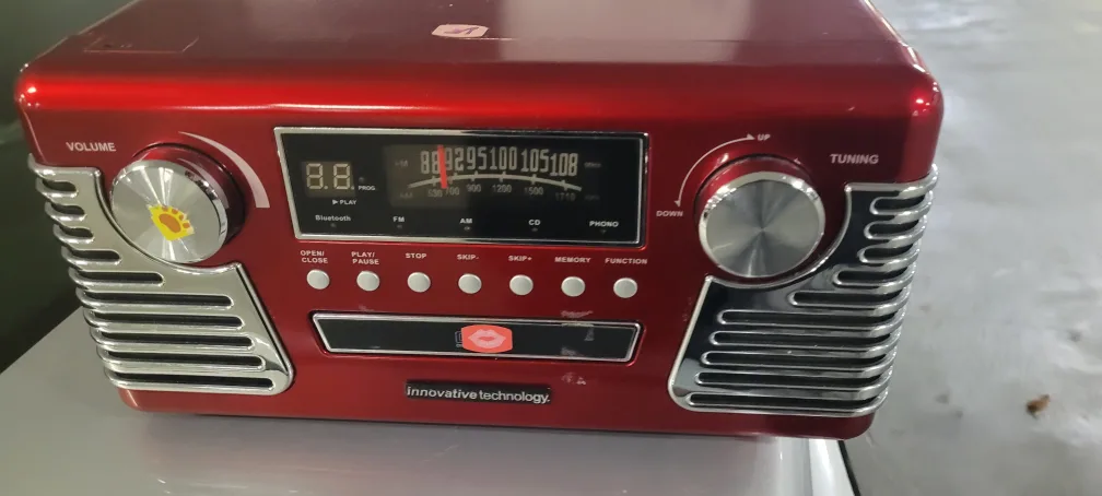 Vintage Style Record Player with CD Player and Radio image indicator(2)