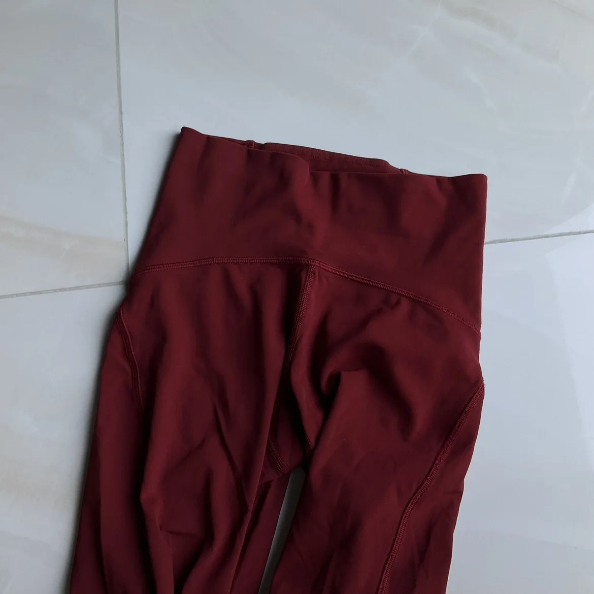Lululemon Leggings Size 2 image indicator(5)