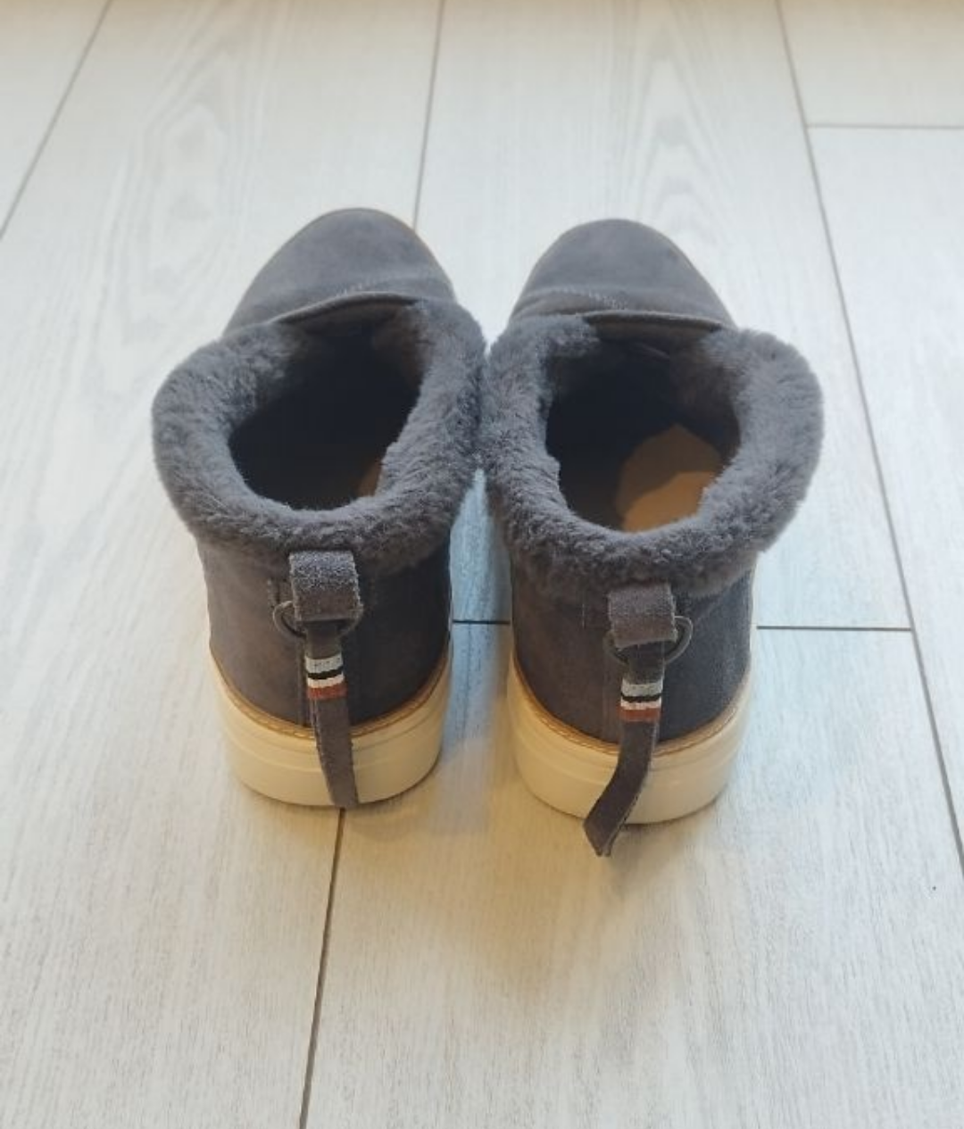 TOMS Grey Suede Slip-on Sneakers - photo 2