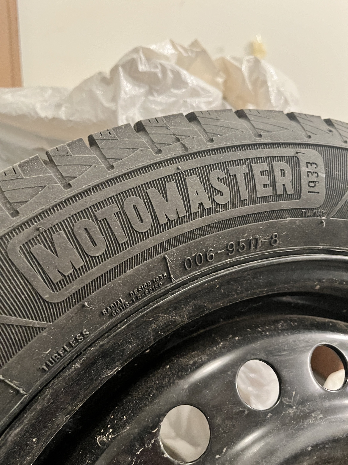 Motomaster Winter Edge 215/55R16 Tire and Wheel (1 set) - photo 2