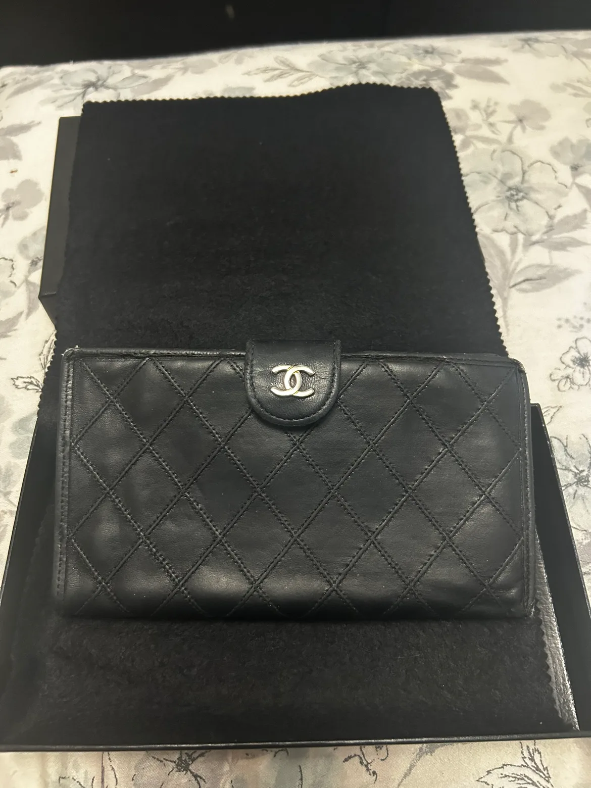 Vintage Chanel Wallet thumbnail