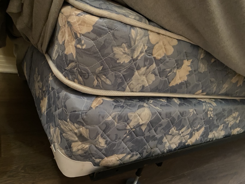 Single Bed Frame with Mattress - photo 3