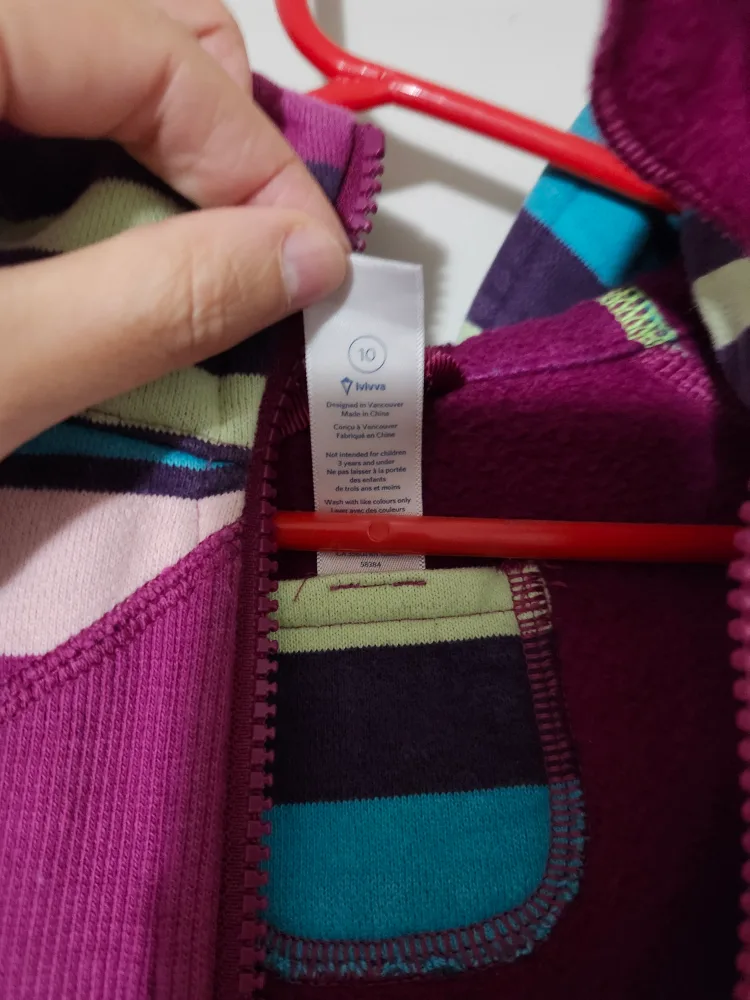 $20 girl ivivva hoodie (10) image indicator(9)