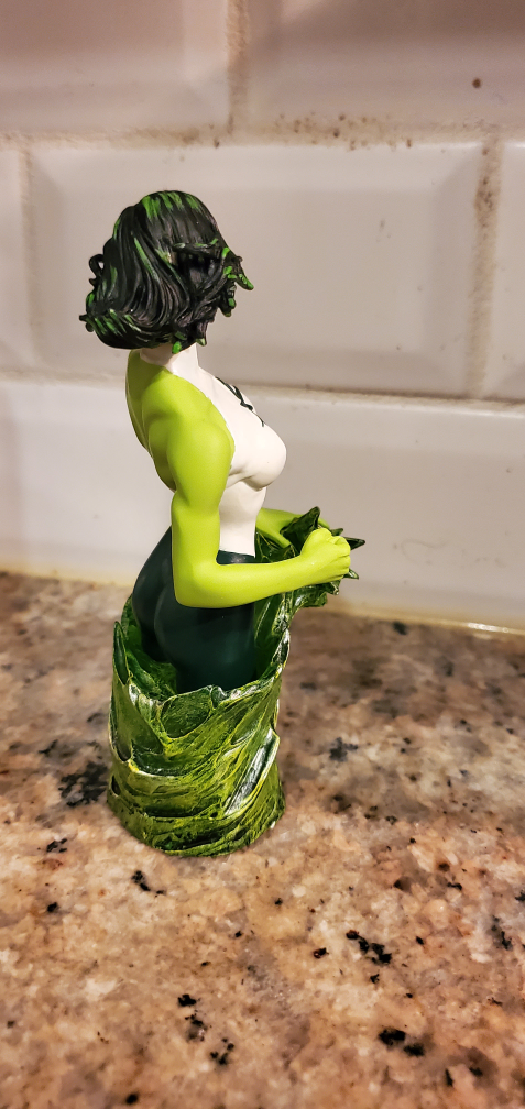 JADE WOMEN OF DC STATUE - photo 2