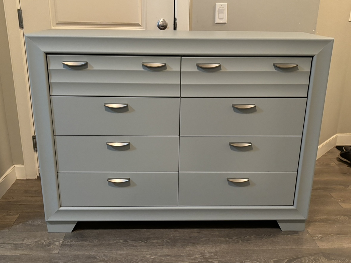 Grey Dresser - 8 Drawers - photo 2