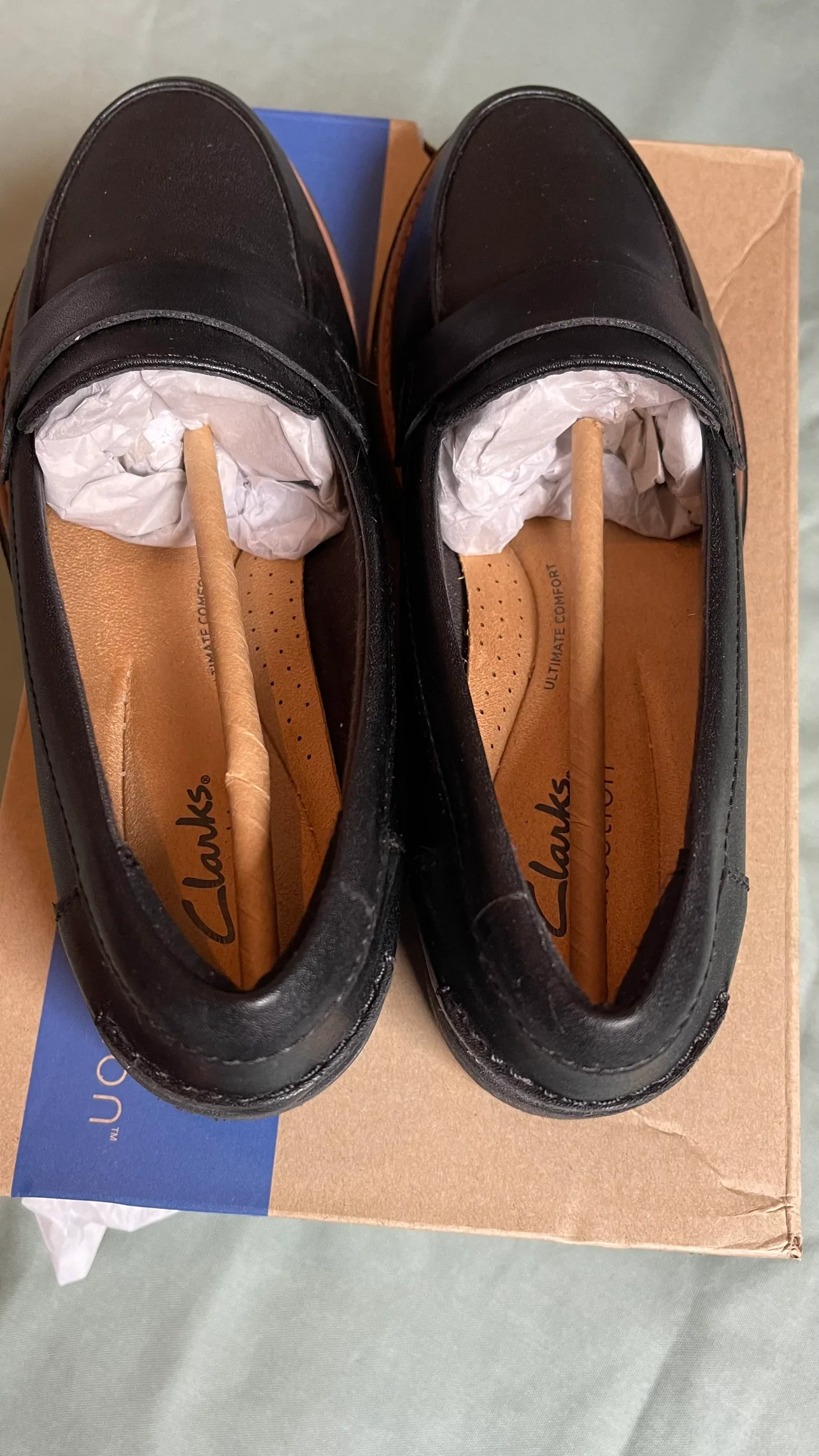 WOMEN'S COLLECTIONS BY CLARKS LOAFER - SIZE 5.5 M - BLACK image indicator(3)