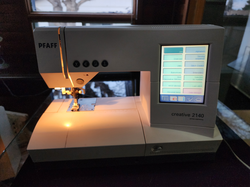 Pfaff Creative 2140 Sewing Machine