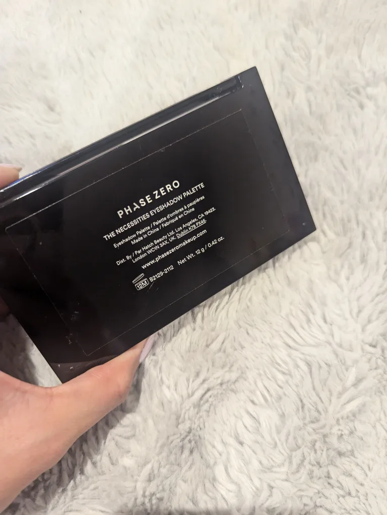 Brand New: Phase Zero The Necessities Eyeshadow Palette image indicator(3)