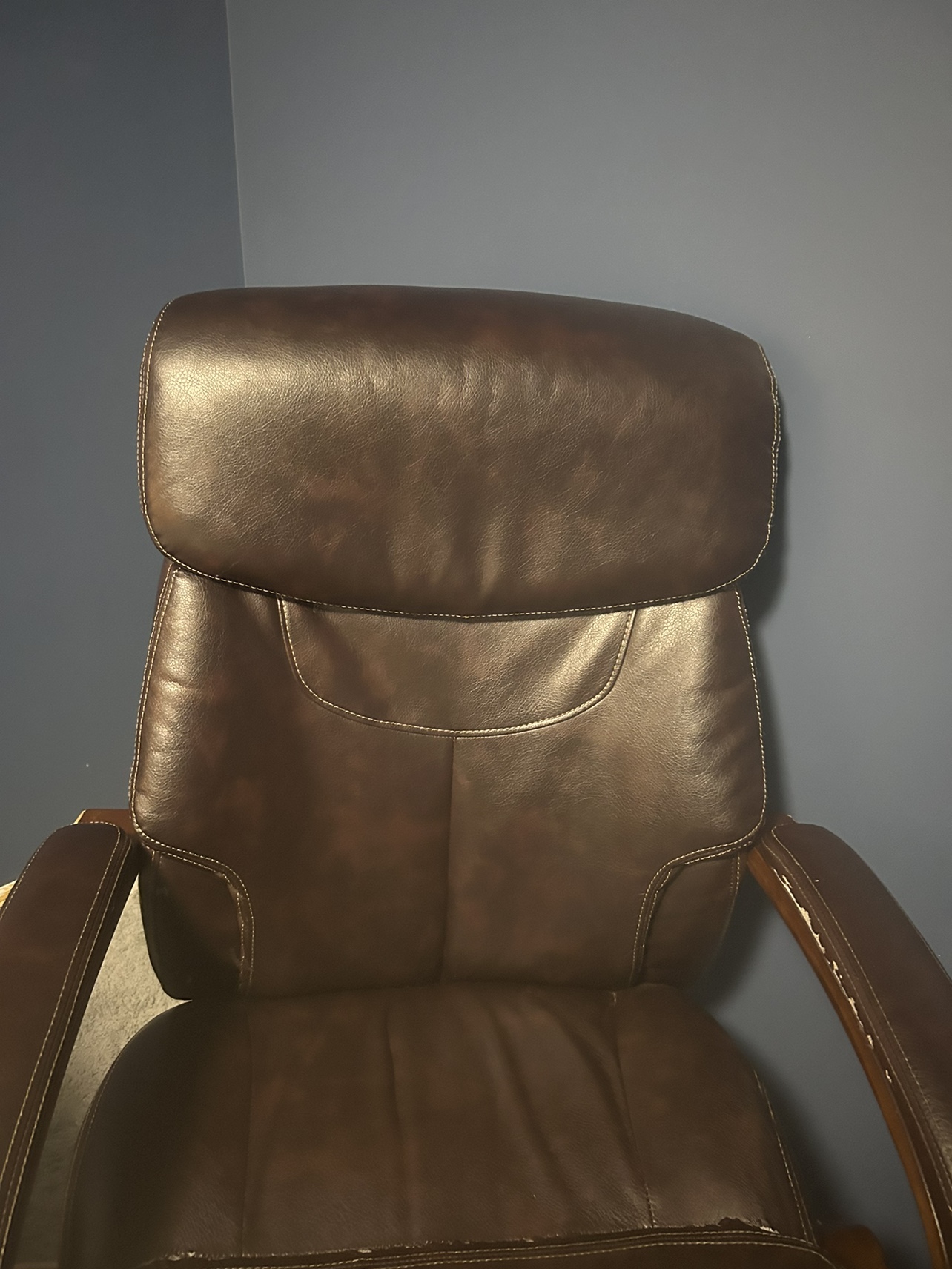 Brown Leather Office Chair - photo 2
