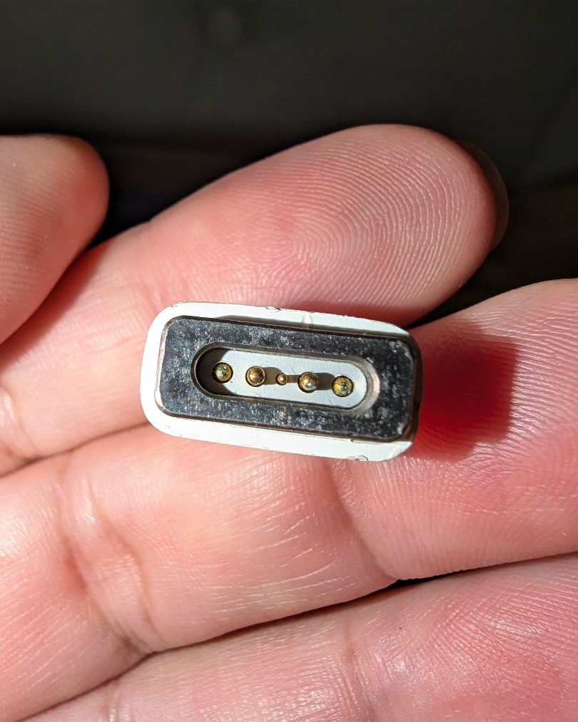 Apple MagSafe Power Adapter
