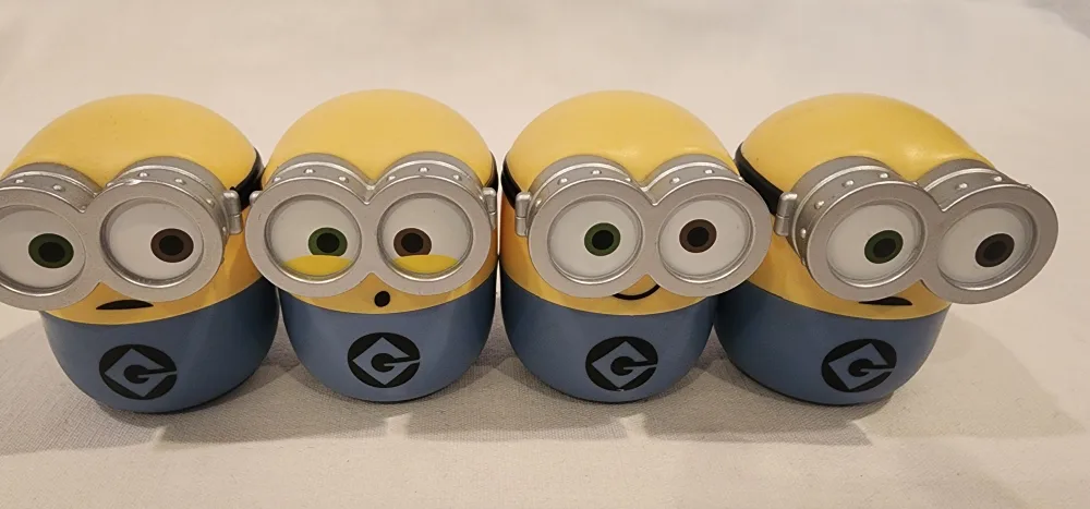 Minions Egg Surprise Toys thumbnail