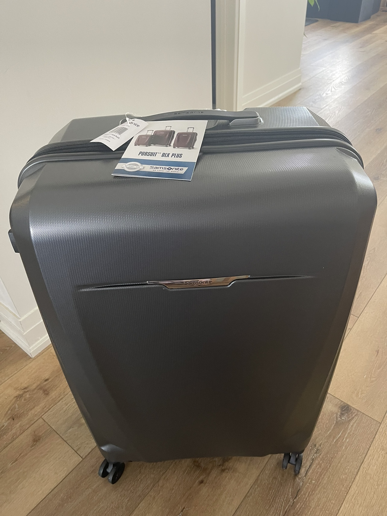 Samsonite Pursuit DLX Plus Suitcase - BRAND NEW - photo 2