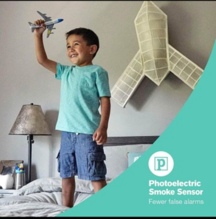 Brand New Smoke and Carbon Monoxide Alarm by First Alert - photo 3