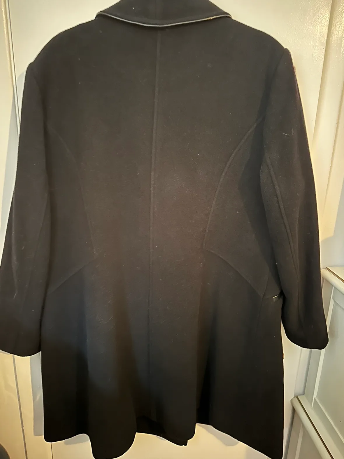 Black Women's Coat image indicator(2)