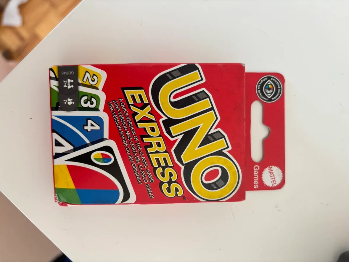 UNO Express Card Game thumbnail