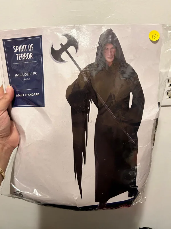 VARIOUS COSTUMES image indicator(2)