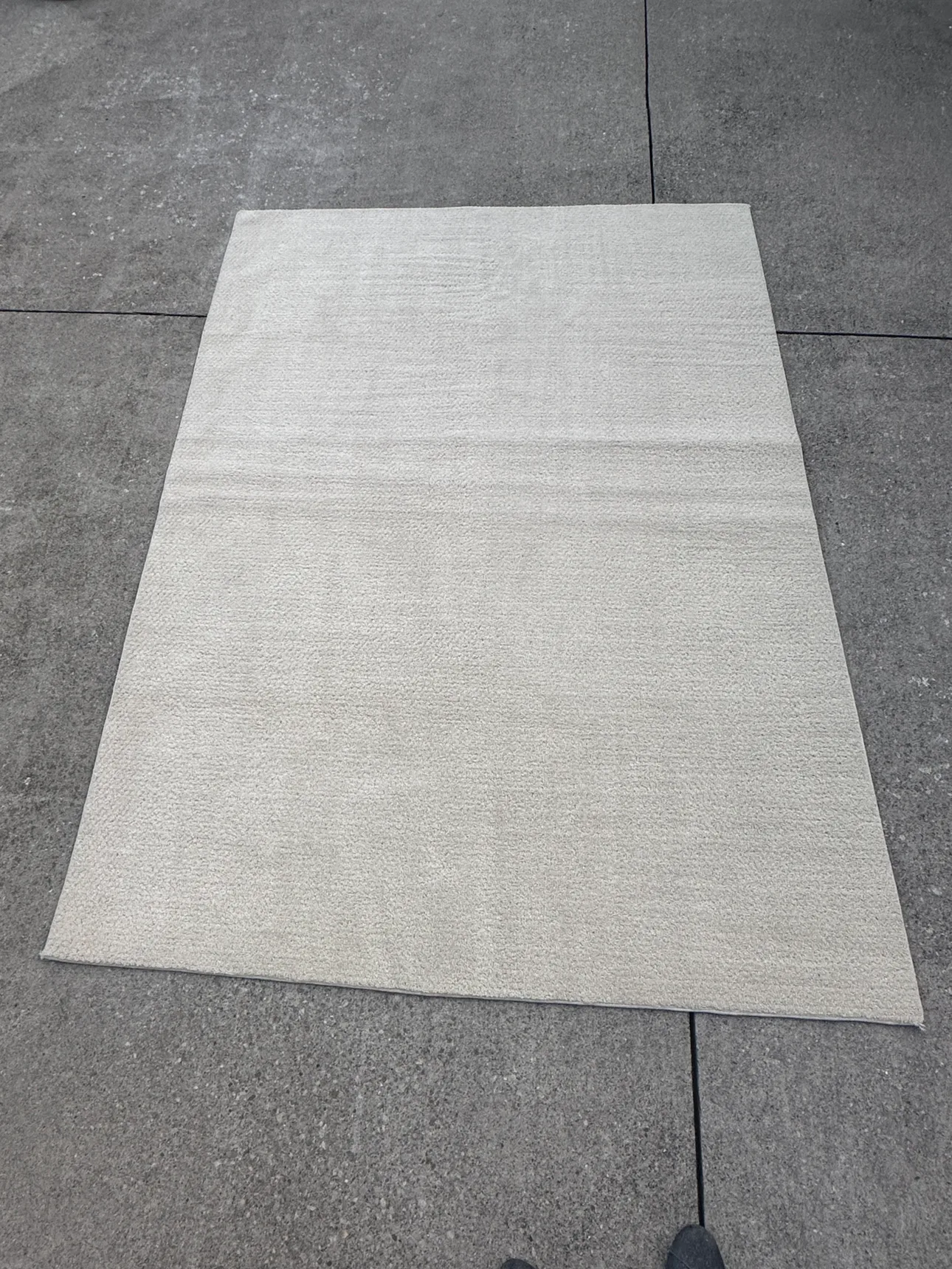 Carpet/Area rugs like new,washed and clean, yoga mats image indicator(4)