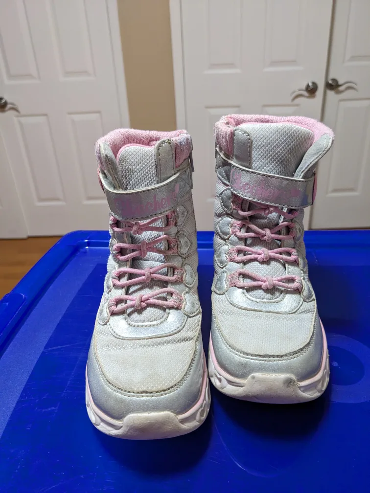 Skechers Girls Boots Size 12 image indicator(2)
