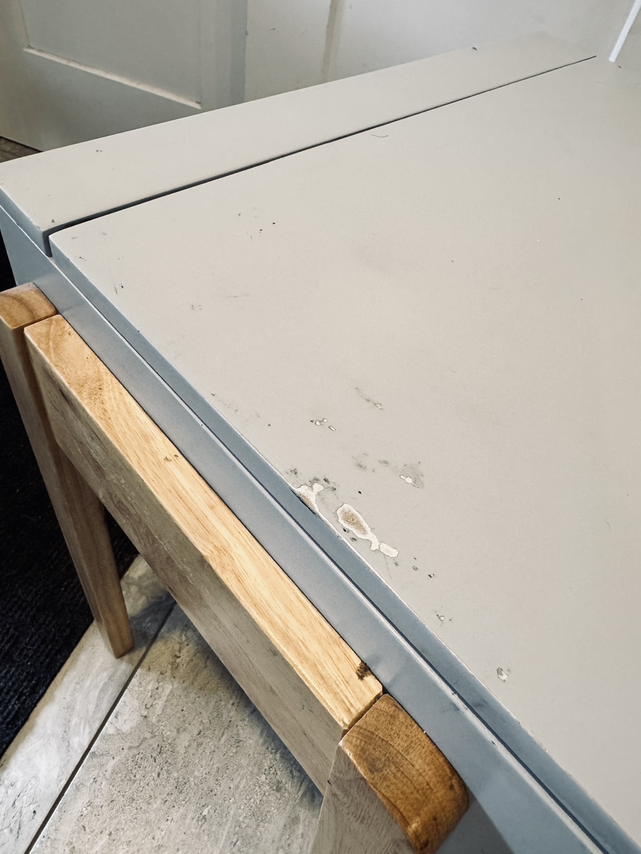Kids Desk and Stool Set - photo 3