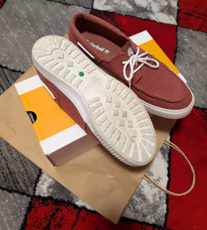 Timberland Mylo Bay Low Lace Sneaker Dark Red Canvas Size 9.5 image indicator(2)