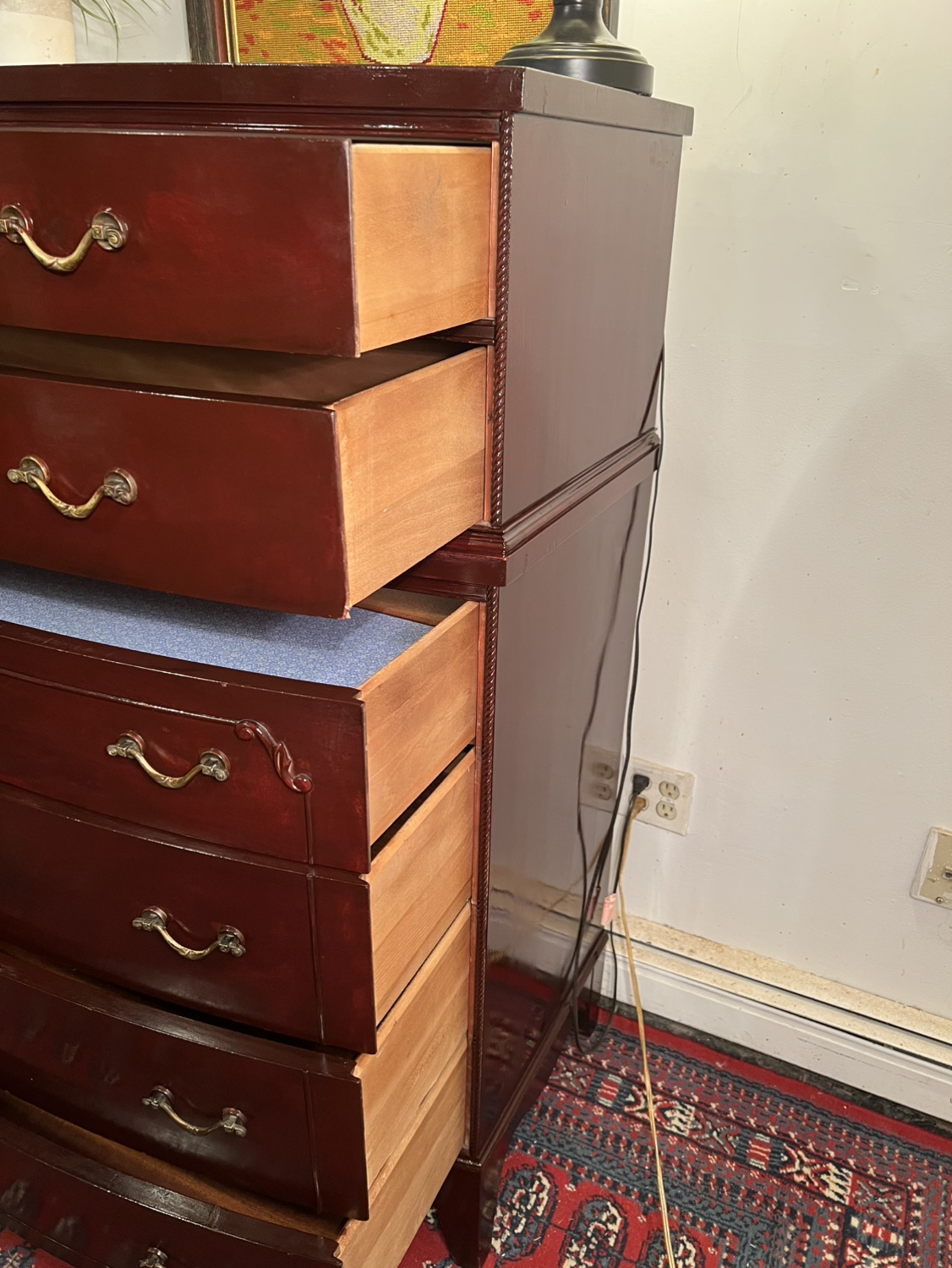 Vintage Red Mahogany 6 Drawers Dresser - Delivery Extra - photo 4