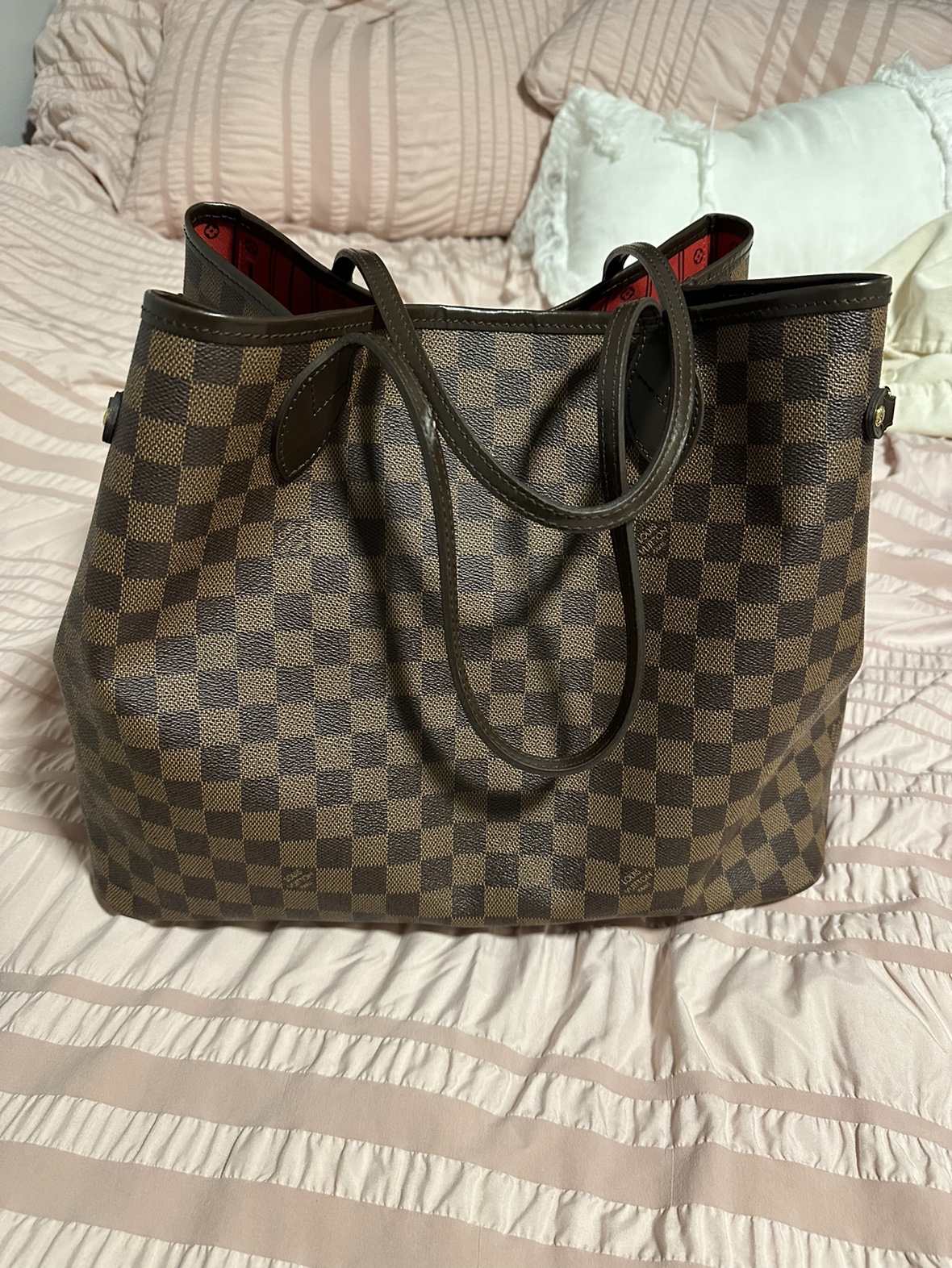 Authentic Louis Vuitton Neverfull MM