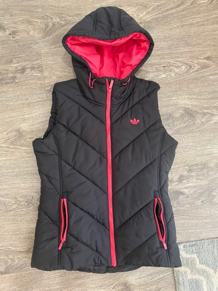 Adidas Black and Pink Hooded Vest image indicator(2)